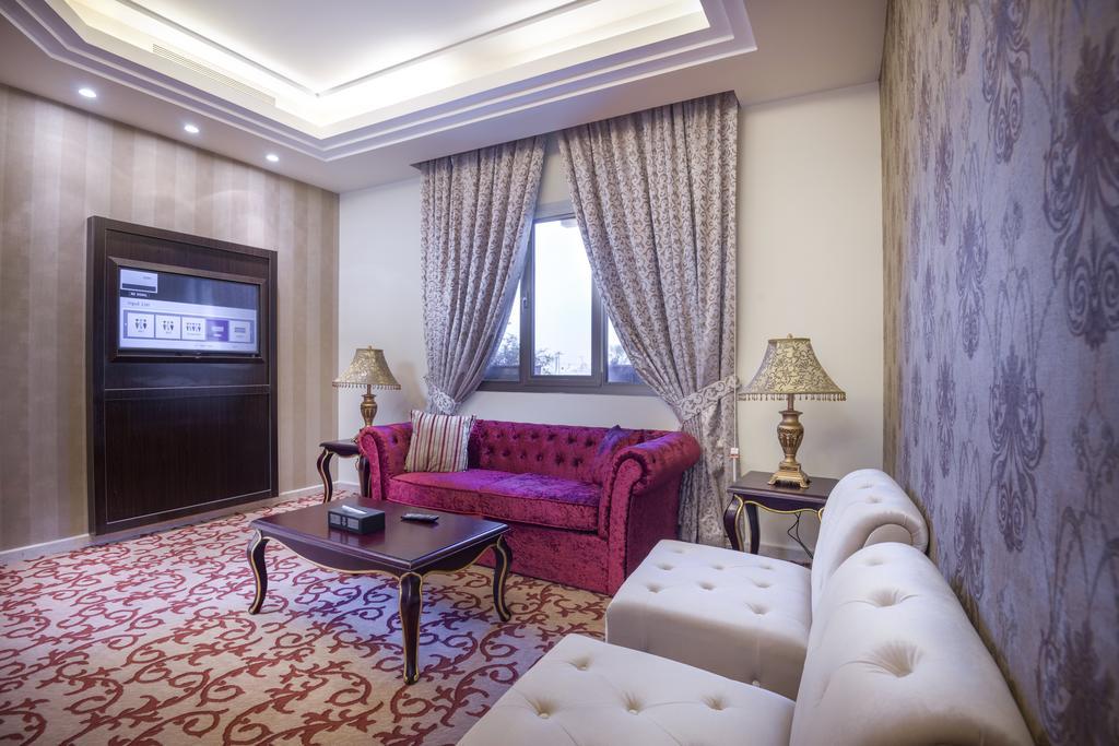 Mira Trio Hotel - Riyadh - Tahlia Street Szoba fotó